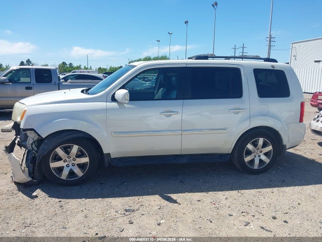 Продажа на аукционе авто 2015 Honda Pilot Touring, vin: 5FNYF3H95FB017571, номер лота: 44802110