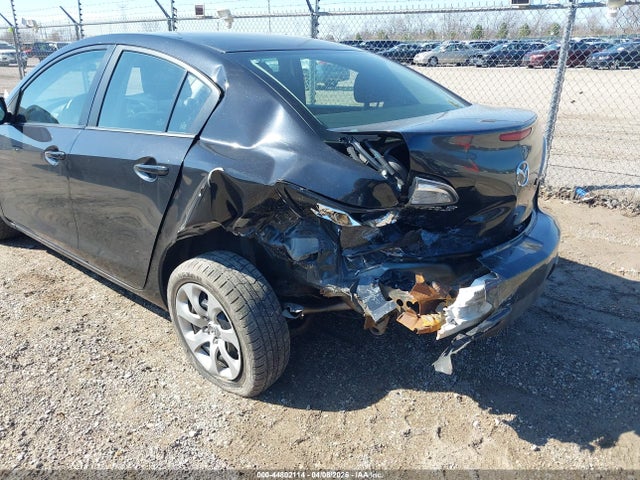 Продажа на аукционе авто 2011 Mazda Mazda3 I Sport, vin: JM1BL1UF7B1392654, номер лота: 44802114
