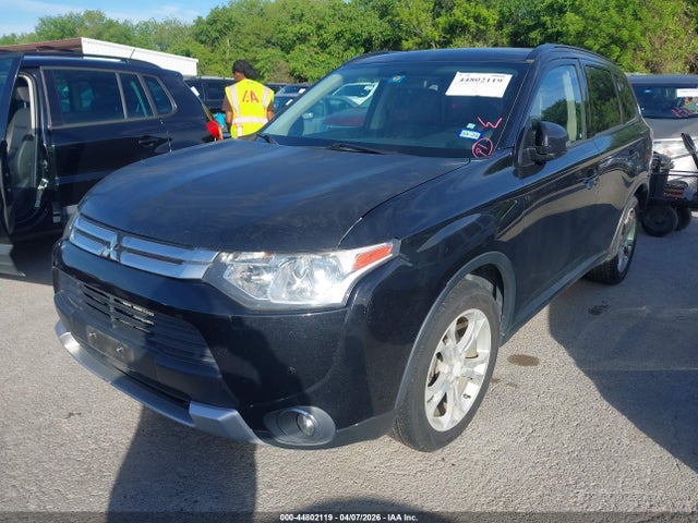Mitsubishi Outlander Se 2015 JA4AD3A35FZ002148 Image 2