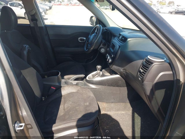 2015 Kia Soul მანქანა იყიდება აუქციონზე, vin: KNDJN2A22F7231354, აუქციონის ნომერი: 44802122