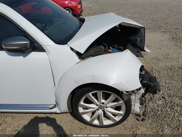 2014 Volkswagen Beetle 1.8t მანქანა იყიდება აუქციონზე, vin: 3VWJ17AT6EM653114, აუქციონის ნომერი: 44802130