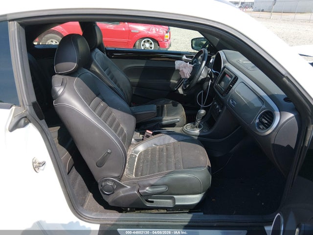 2014 Volkswagen Beetle 1.8t მანქანა იყიდება აუქციონზე, vin: 3VWJ17AT6EM653114, აუქციონის ნომერი: 44802130