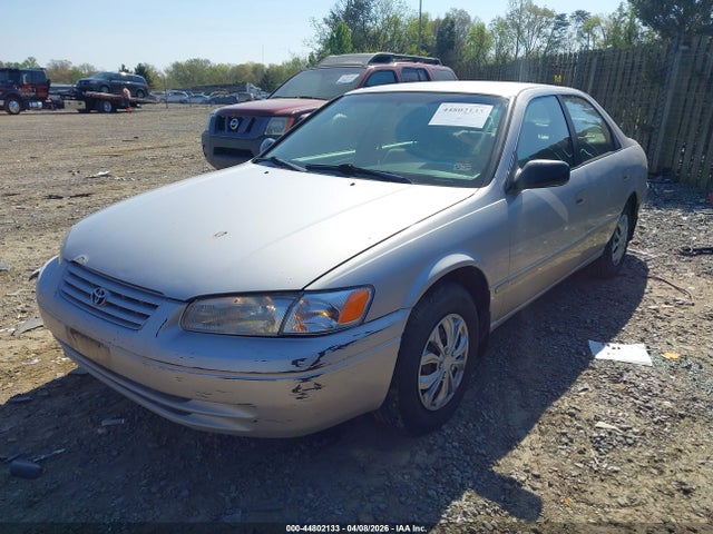 1999 TOYOTA CAMRY 4T1BG22K8XU418870 Photo 1