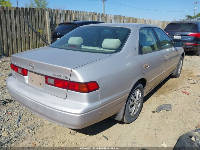 1999 TOYOTA CAMRY 4T1BG22K8XU418870 Photo 3