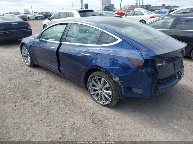 Tesla Model 3 Long Range/performance 2019 5YJ3E1EB3KF192520 Image 3