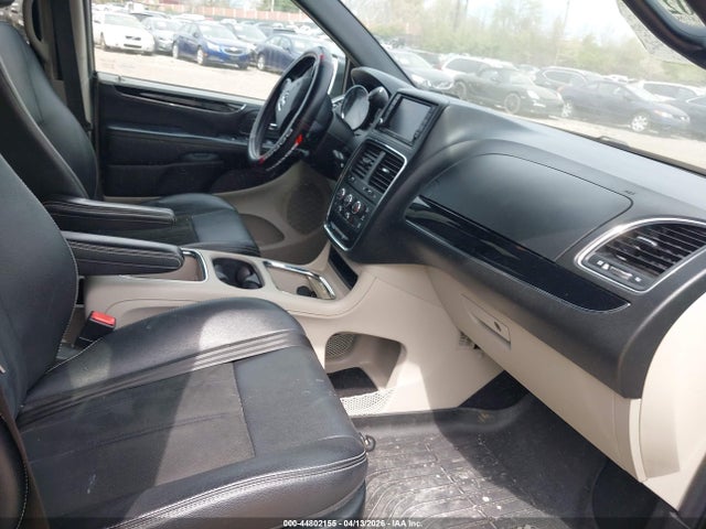 Auction sale of the 2019 Dodge Grand Caravan Sxt, vin: 2C4RDGCG8KR632556, lot number: 44802155