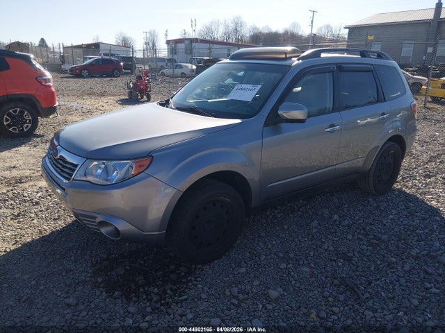 Продажа на аукционе авто 2010 Subaru Forester 2.5x Premium, vin: JF2SH6CC0AH795467, номер лота: 44802165