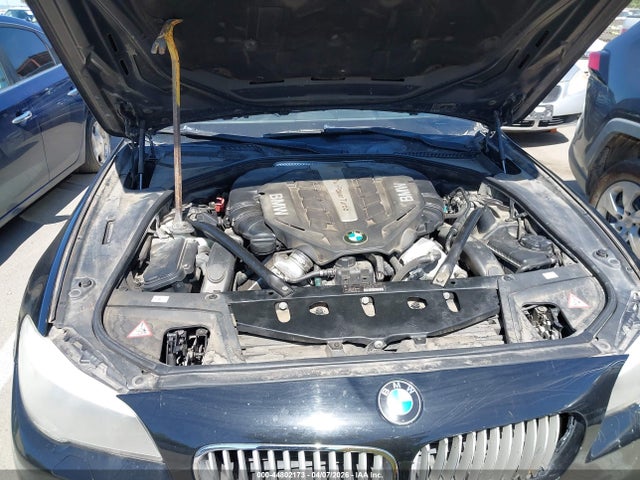 2012 BMW 550I WBAFR9C53CDV59273 Photo 9