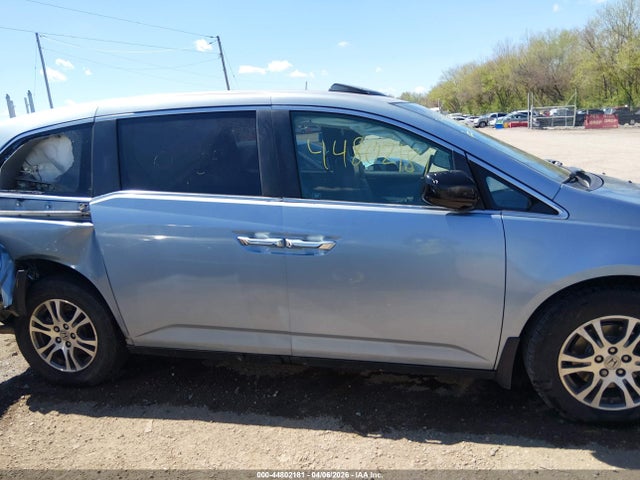 44802181 :رقم المزاد ، 5FNRL5H6XBB010320 vin ، 2011 Honda Odyssey Ex-l مزاد بيع