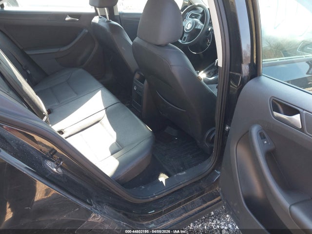 44802195 :رقم المزاد ، 3VWDP7AJ6CM372938 vin ، 2012 Volkswagen Jetta 2.5l Se مزاد بيع