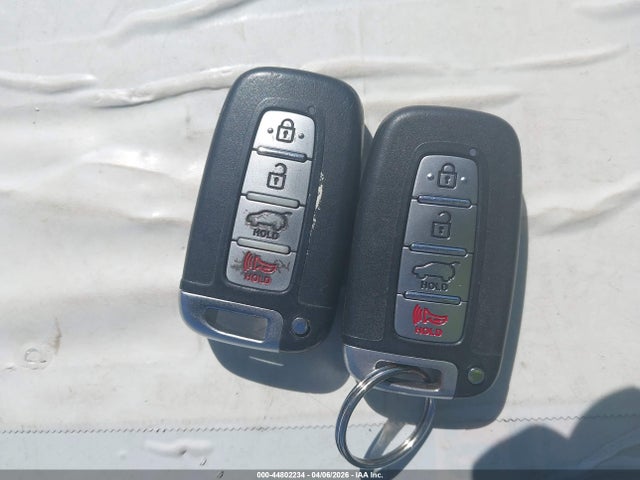 KMHD35LHXEU174807 Hyundai ELANTRA GT