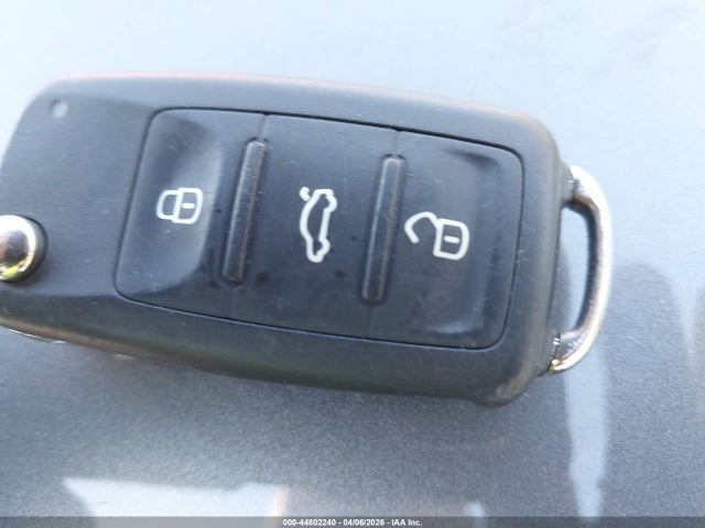 2016 VOLKSWAGEN TIGUAN WVGAV7AX0GW616438 Photo 10