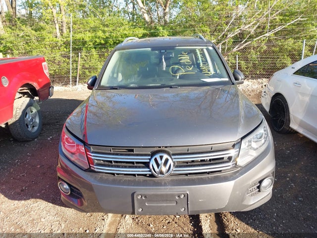 2016 VOLKSWAGEN TIGUAN WVGAV7AX0GW616438 Photo 5
