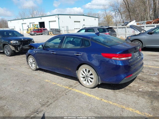 2018 Kia Optima Ex მანქანა იყიდება აუქციონზე, vin: 5XXGU4L39JG197556, აუქციონის ნომერი: 44802242