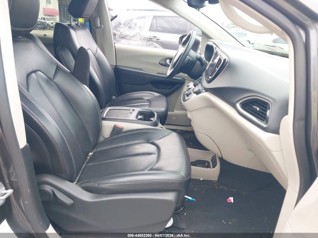 Продаж на аукціоні авто 2023 Chrysler Pacifica Touring L, vin: 2C4RC1BG7PR529220, номер лоту: 44802260