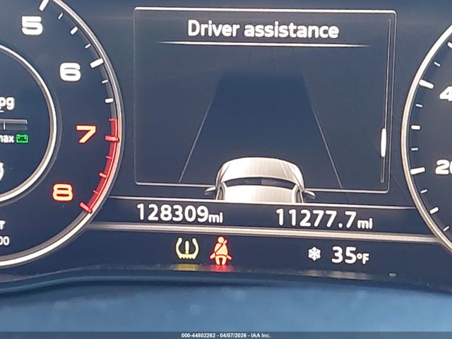2018 Audi Q5 2.0t Premium/2.0t Tech Premium მანქანა იყიდება აუქციონზე, vin: WA1BNAFY3J2094999, აუქციონის ნომერი: 44802262
