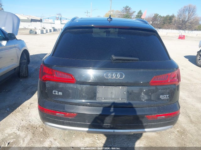 2018 Audi Q5 2.0t Premium/2.0t Tech Premium მანქანა იყიდება აუქციონზე, vin: WA1BNAFY3J2094999, აუქციონის ნომერი: 44802262
