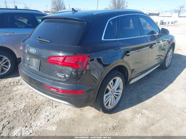 2018 Audi Q5 2.0t Premium/2.0t Tech Premium მანქანა იყიდება აუქციონზე, vin: WA1BNAFY3J2094999, აუქციონის ნომერი: 44802262