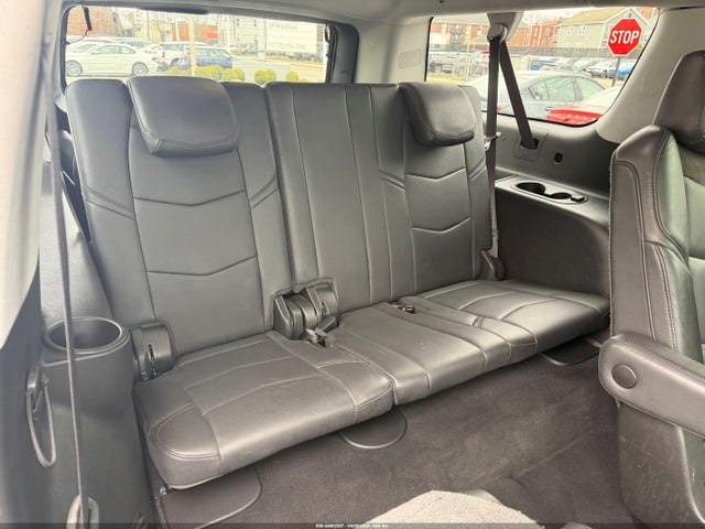 Продажа на аукционе авто 2018 Cadillac Escalade Esv, vin: 1GYS4GKJ0JR215185, номер лота: 44802307