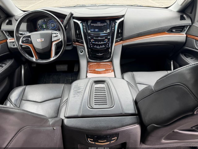 Продажа на аукционе авто 2018 Cadillac Escalade Esv, vin: 1GYS4GKJ0JR215185, номер лота: 44802307