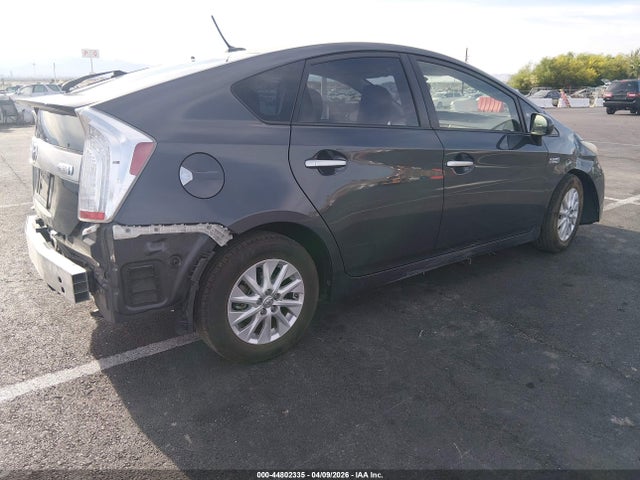 Toyota PRIUS PLUG-IN 2014 JTDKN3DP2E3059334 Image 4