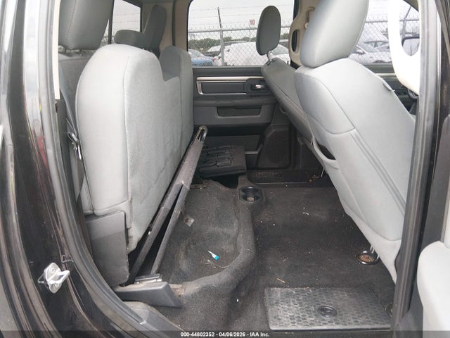 2015 RAM 1500 1C6RR7LG2FS749532 Photo 7