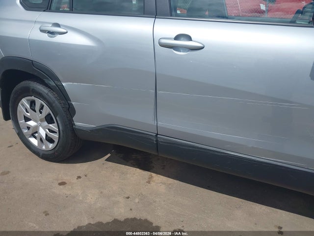 2026 Toyota Corolla Cross L მანქანა იყიდება აუქციონზე, vin: 7MUAAABG1TV177293, აუქციონის ნომერი: 44802363
