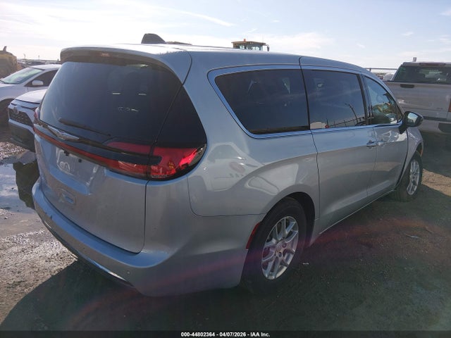 2026 CHRYSLER PACIFICA 2C4RC1BG5TR186790 Photo 3