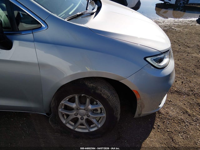 2026 CHRYSLER PACIFICA 2C4RC1BG5TR186790 Photo 5