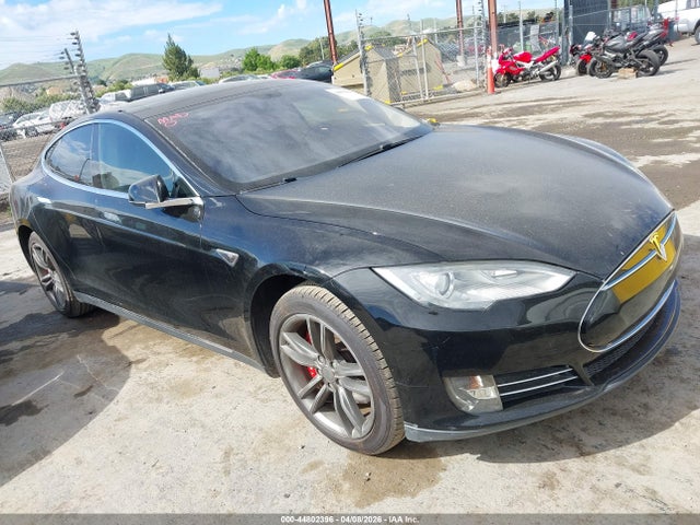 2013 TESLA MODEL S 5YJSA1DN1DFP23641