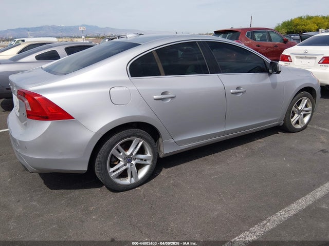 Продаж на аукціоні авто 2015 Volvo S60 T5 Premier Plus, vin: YV140MFC3F1317875, номер лоту: 44802403