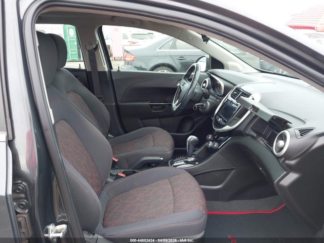 1G1JD6SB3L4137689 Chevrolet Sonic Fwd Lt 5-door