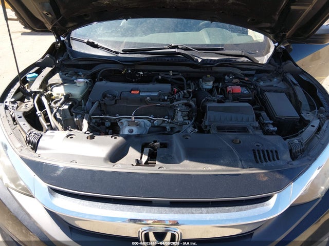 Продаж на аукціоні авто 2018 Honda Civic Lx, vin: 2HGFC2F5XJH574894, номер лоту: 44802441