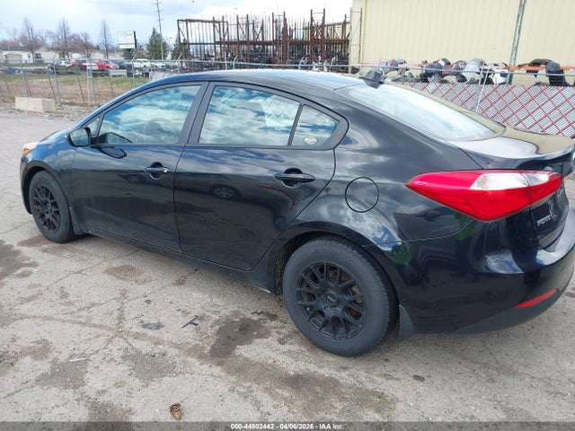 44802442 :رقم المزاد ، KNAFX4A65F5281902 vin ، 2015 Kia Forte Lx مزاد بيع