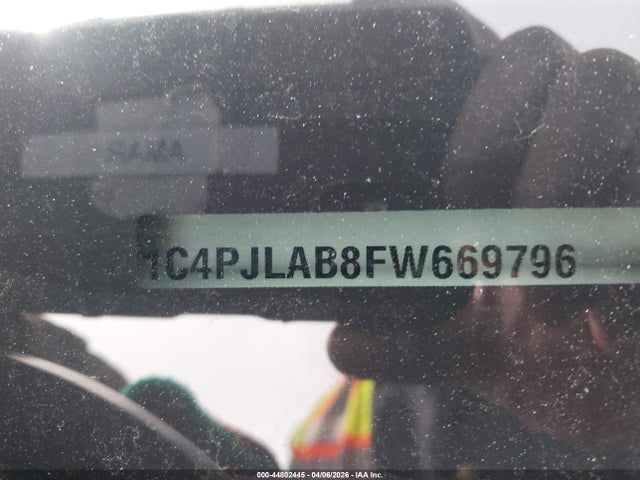 2015 Jeep Cherokee Sport მანქანა იყიდება აუქციონზე, vin: 1C4PJLAB8FW669796, აუქციონის ნომერი: 44802445