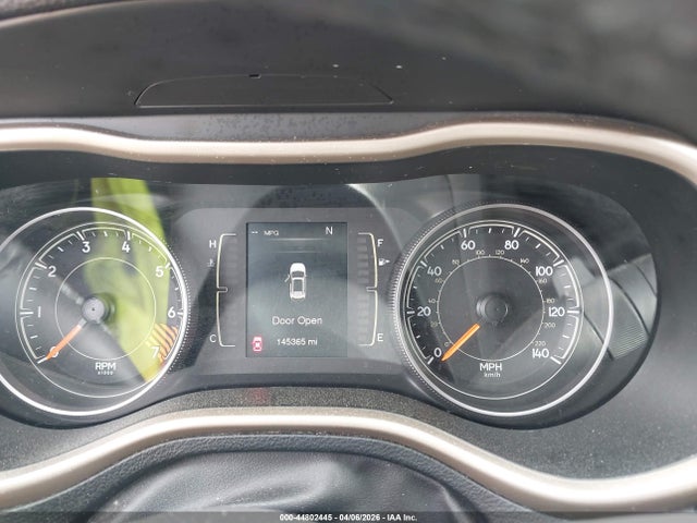 2015 Jeep Cherokee Sport მანქანა იყიდება აუქციონზე, vin: 1C4PJLAB8FW669796, აუქციონის ნომერი: 44802445