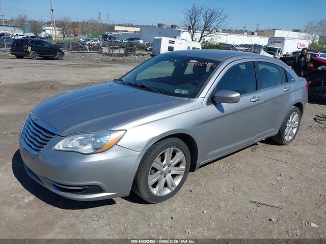 Продажа на аукционе авто 2013 Chrysler 200 Lx, vin: 1C3CCBAB6DN648293, номер лота: 44802455
