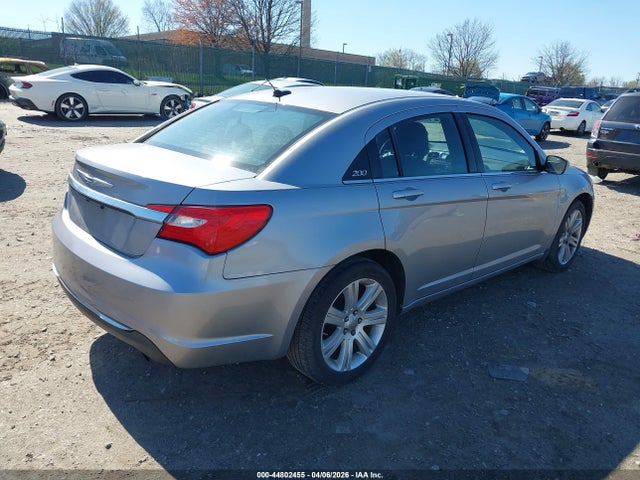 Продажа на аукционе авто 2013 Chrysler 200 Lx, vin: 1C3CCBAB6DN648293, номер лота: 44802455