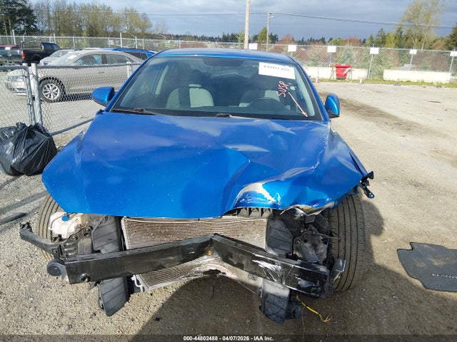 KMHD84LF1HU385716 Hyundai ELANTRA SE