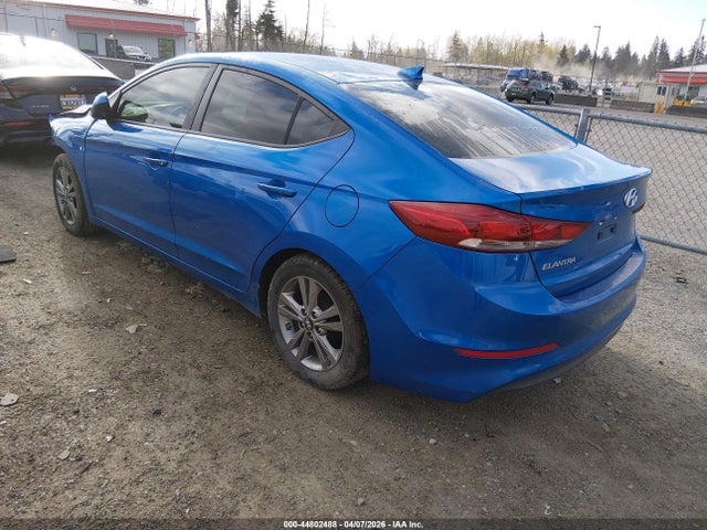 2017 HYUNDAI ELANTRA KMHD84LF1HU385716 Photo 2