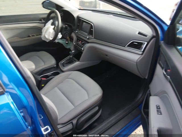 2017 HYUNDAI ELANTRA KMHD84LF1HU385716 Photo 4