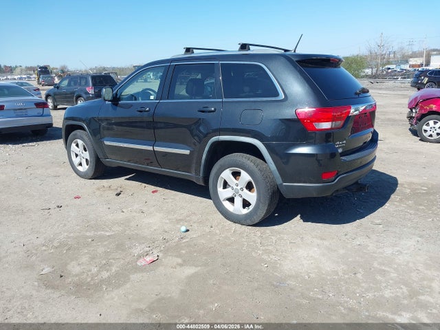 2011 JEEP GRAND CHEROKEE 1J4RR4GG7BC528783 Photo 2