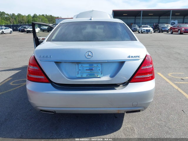 2010 MERCEDES-BENZ S 550 WDDNG8GB1AA336801 Photo 5