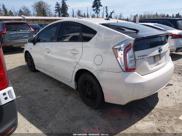 JTDKN3DU4E1761818 Toyota Prius Three