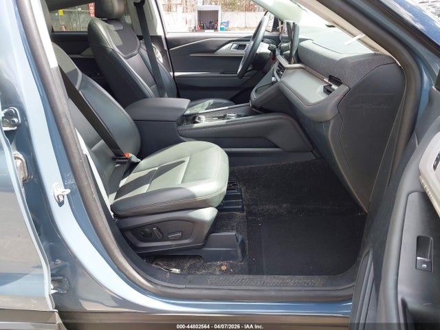 44802564 :رقم المزاد ، 1FMUK8DH6SGB43194 vin ، 2025 Ford Explorer Active مزاد بيع