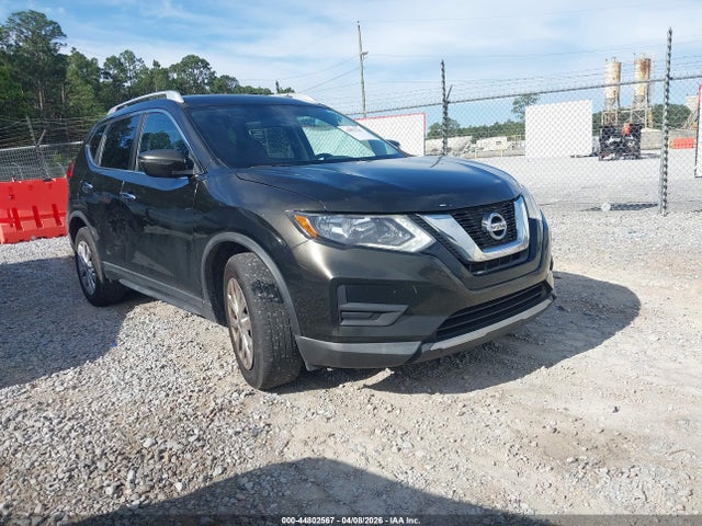 2017 NISSAN ROGUE KNMAT2MT6HP570762