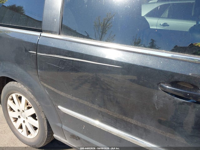 44802626 :رقم المزاد ، 2C4RC1BG3GR238150 vin ، 2016 Chrysler Town & Country Touring مزاد بيع