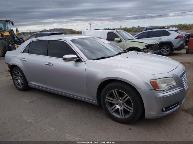 44802634 :رقم المزاد ، 2C3CCACGXCH169563 vin ، 2012 Chrysler 300 Limited مزاد بيع