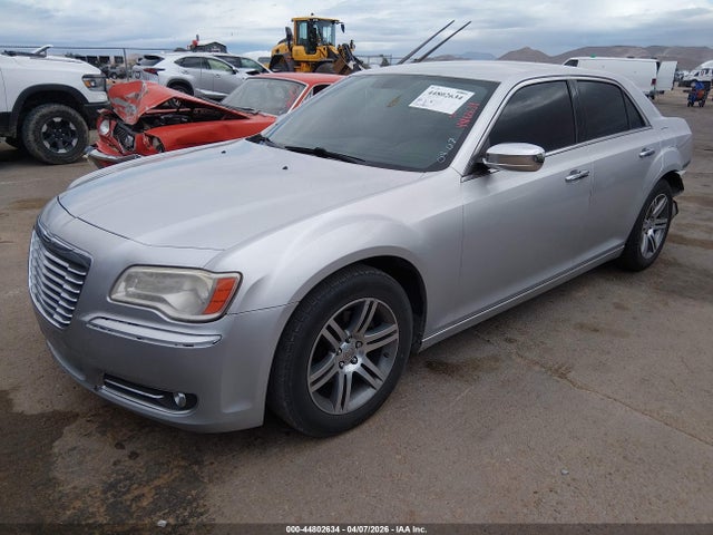 44802634 :رقم المزاد ، 2C3CCACGXCH169563 vin ، 2012 Chrysler 300 Limited مزاد بيع