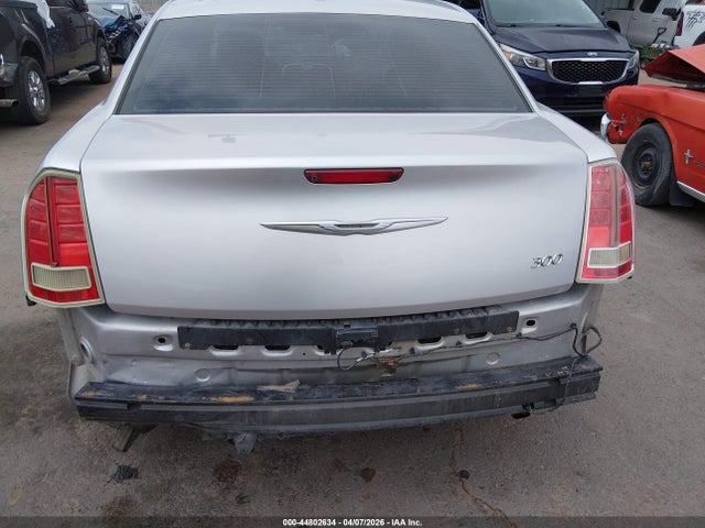 44802634 :رقم المزاد ، 2C3CCACGXCH169563 vin ، 2012 Chrysler 300 Limited مزاد بيع